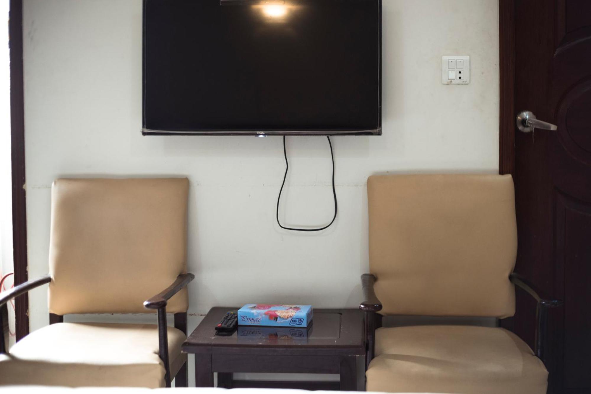 Goho Rooms Badar Karaçi Dış mekan fotoğraf