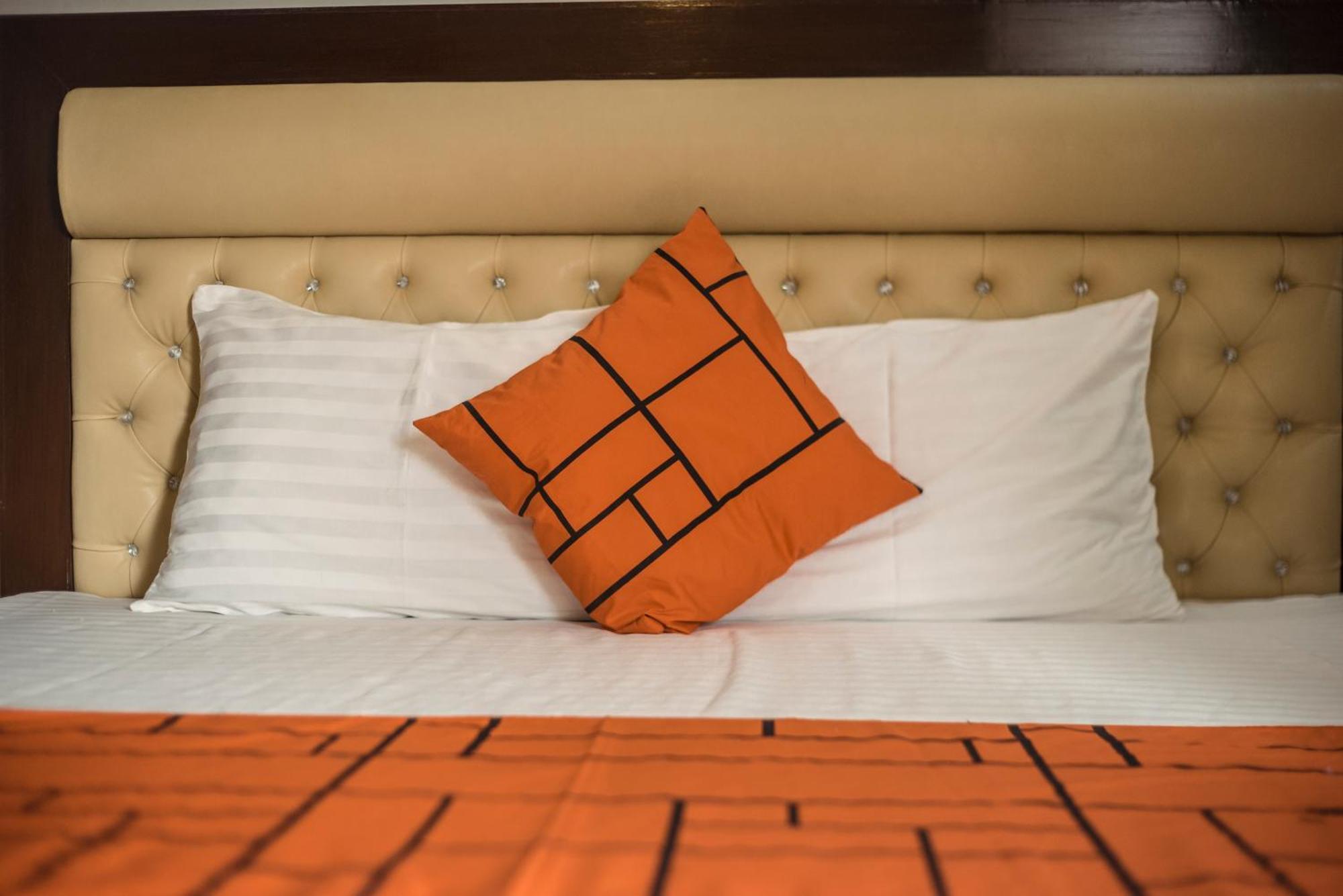 Goho Rooms Badar Karaçi Dış mekan fotoğraf