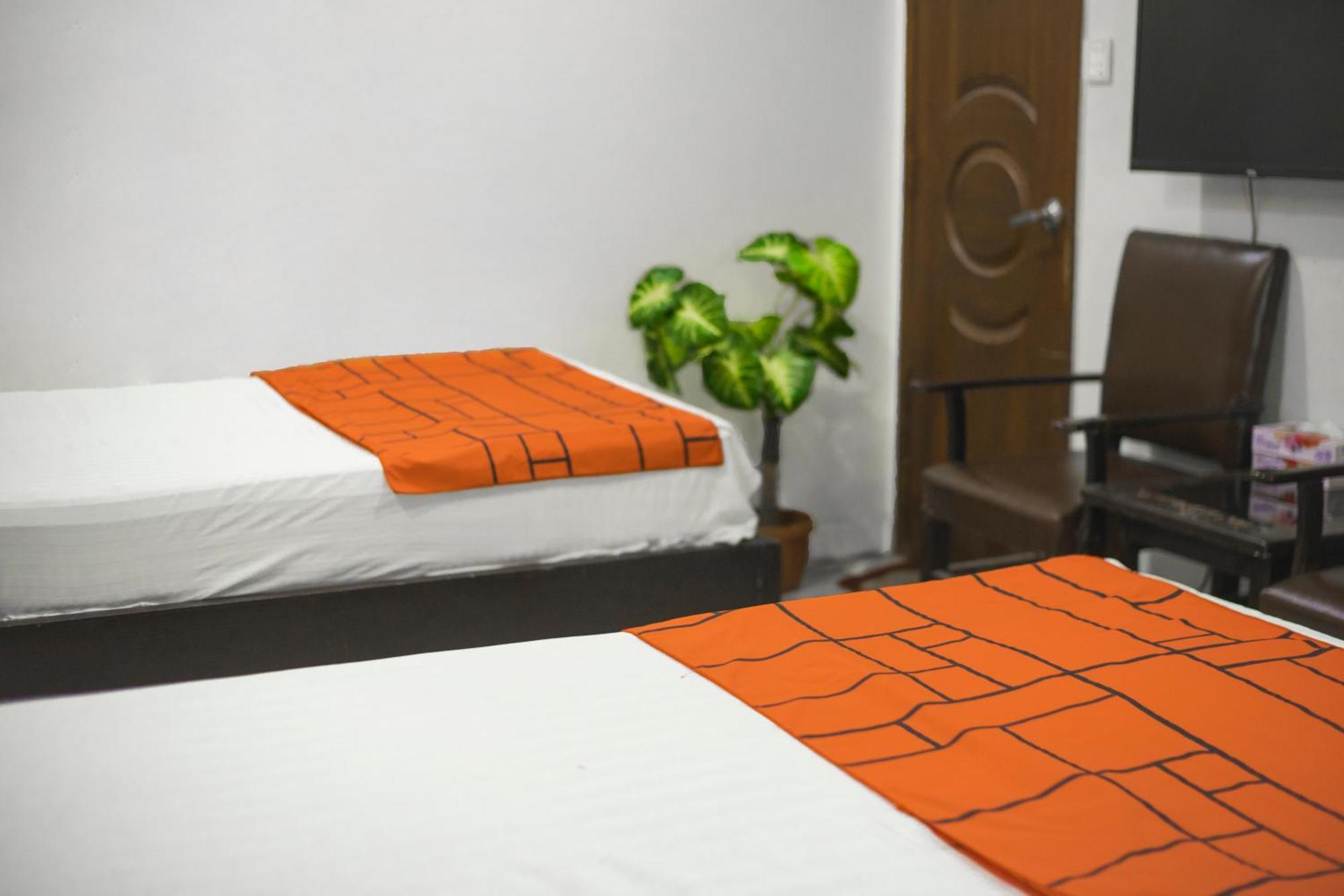 Goho Rooms Badar Karaçi Dış mekan fotoğraf