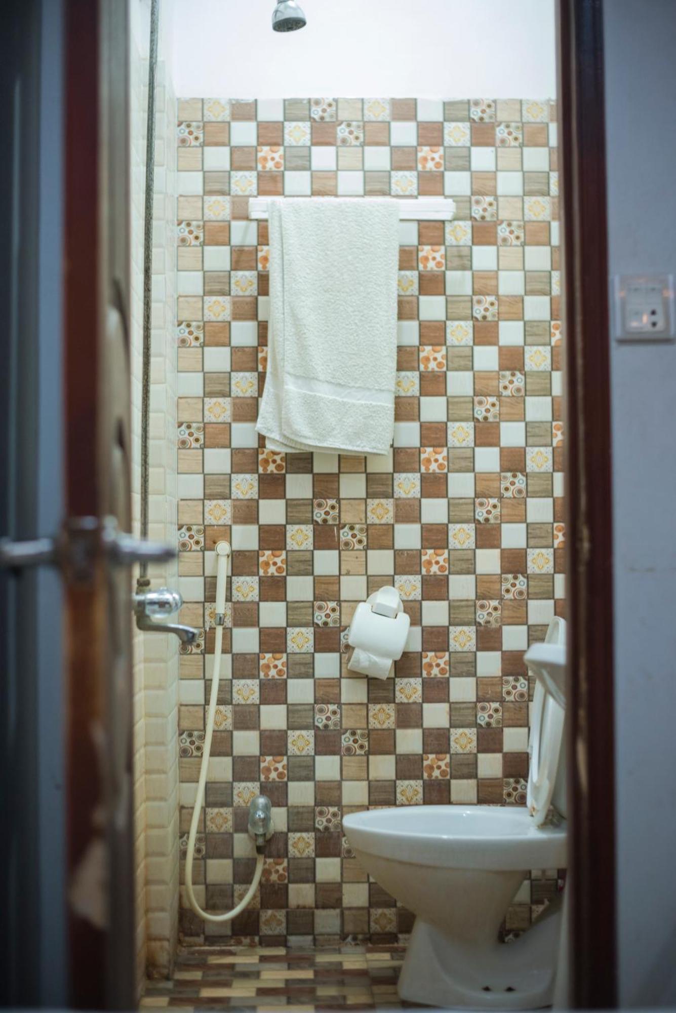 Goho Rooms Badar Karaçi Dış mekan fotoğraf
