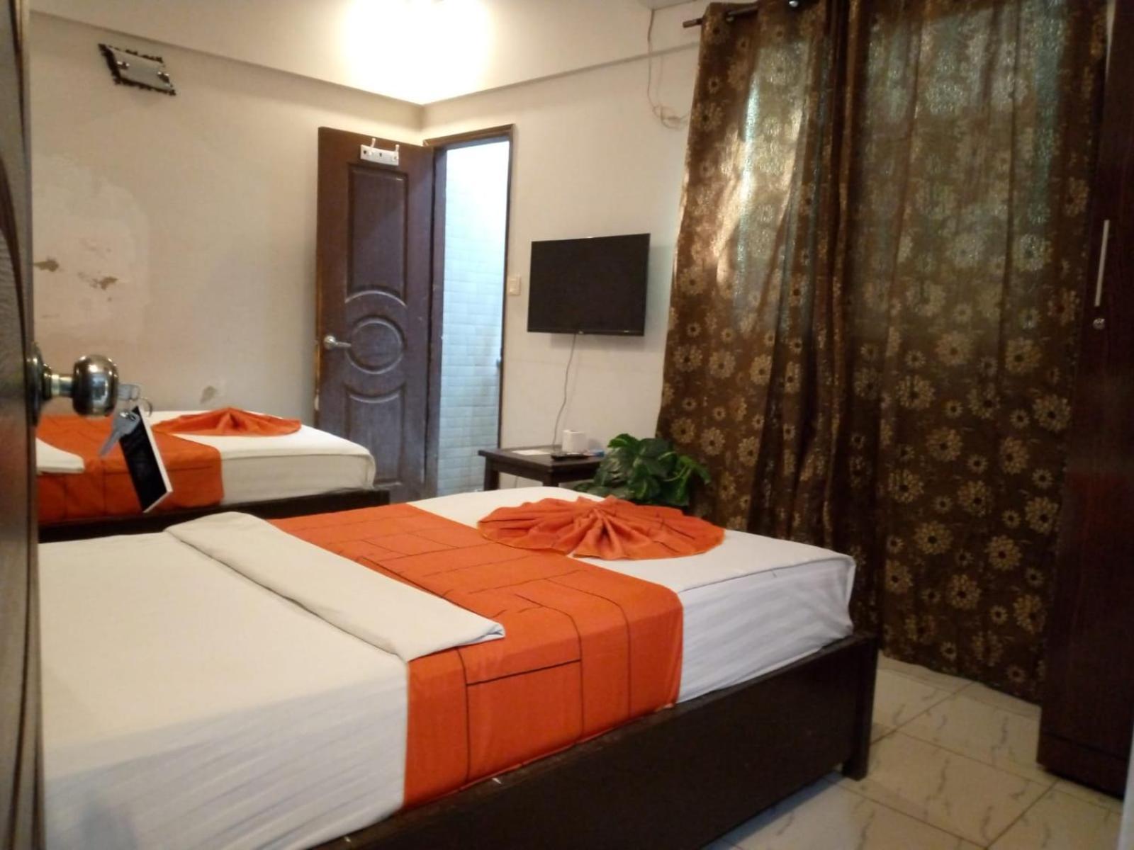 Goho Rooms Badar Karaçi Dış mekan fotoğraf