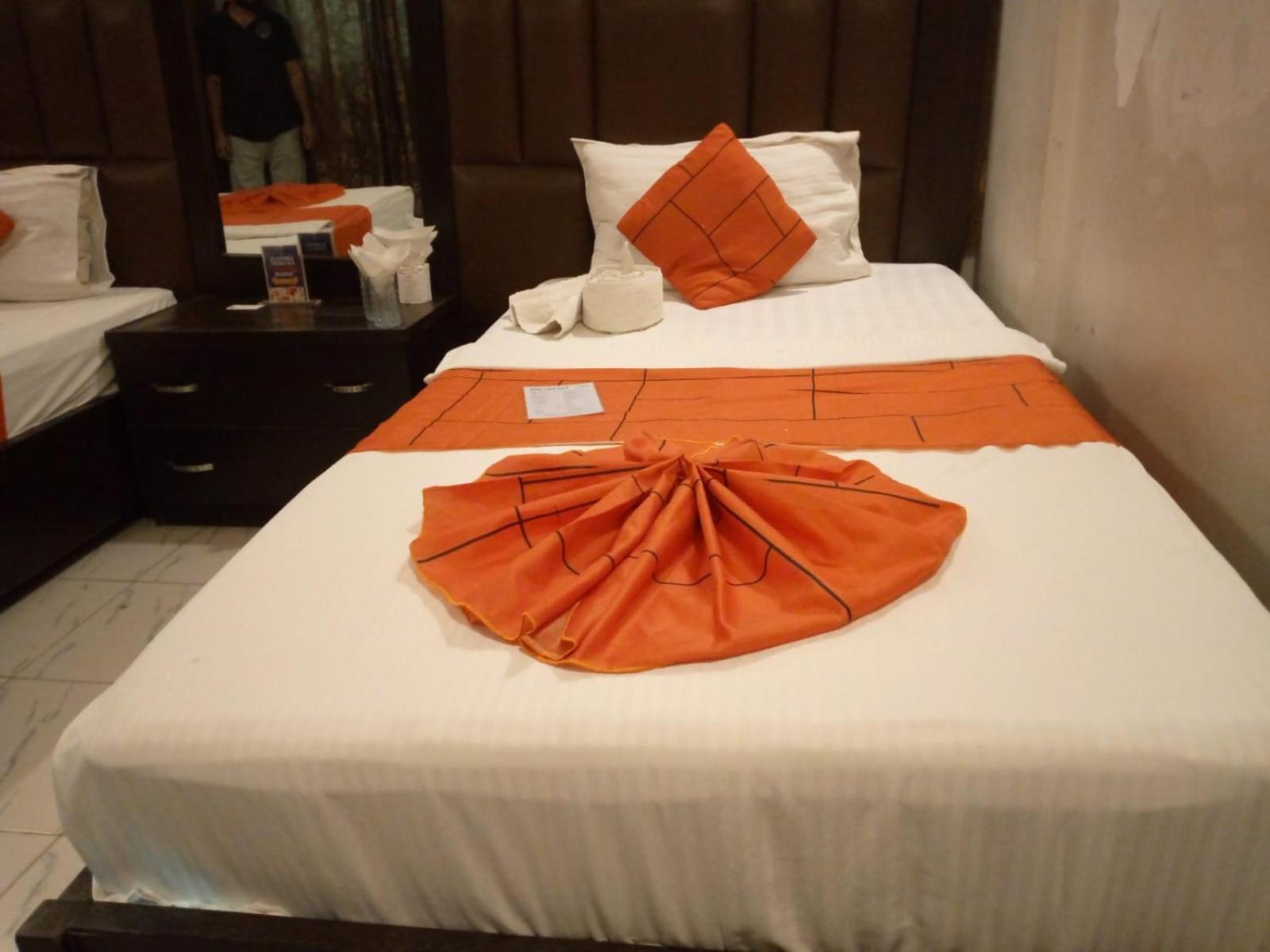 Goho Rooms Badar Karaçi Dış mekan fotoğraf