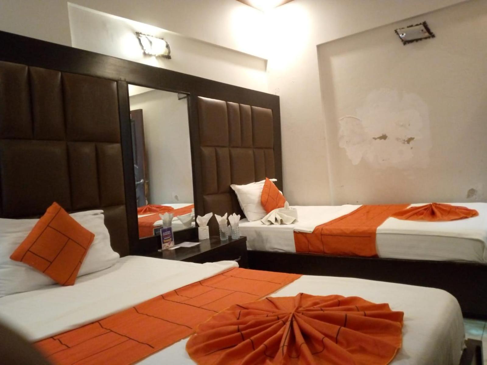 Goho Rooms Badar Karaçi Dış mekan fotoğraf